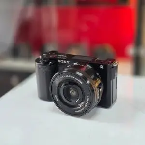 دوربین بدون آینه سونی دست دوم Sony zve10+16-50mm (100شات) دست دوم